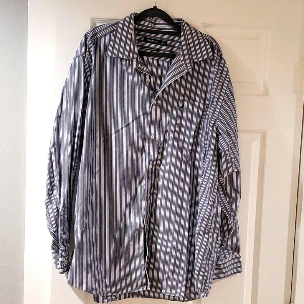 Mens nautica button down shirt XL
